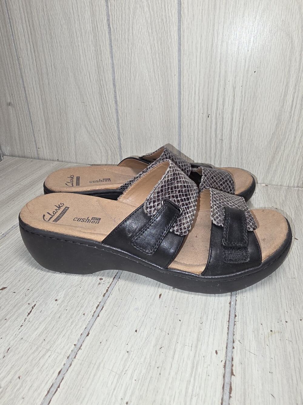 Clarks Women’s Sandals Size 8 M Snake Print Comfor Shoes Brown Wedge Slide